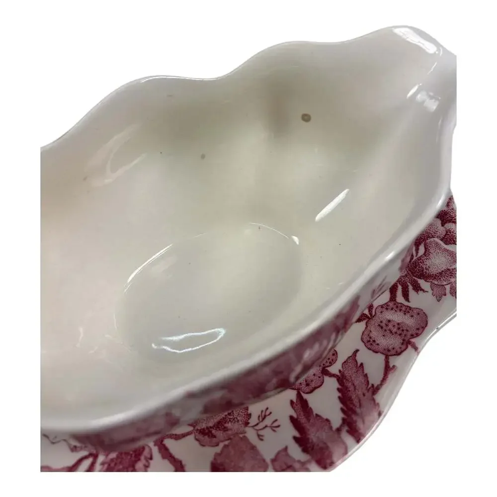 Vintage Johnson Bros English Chippendale 6” X 8 1/2” Gravy Boat Attached Plate